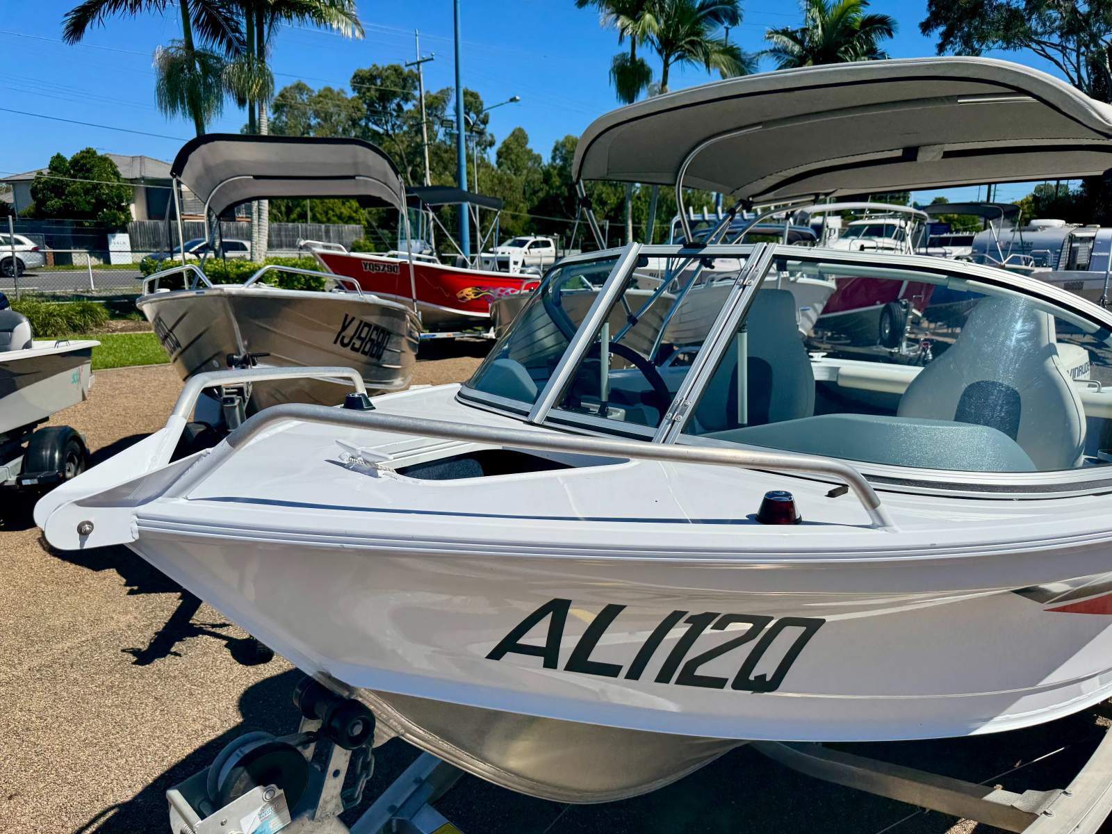 Quintrex 430 Fishabout Pro