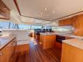 Riviera 5800 Sport Yacht