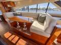 Riviera 5800 Sport Yacht