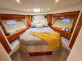 Riviera 5800 Sport Yacht
