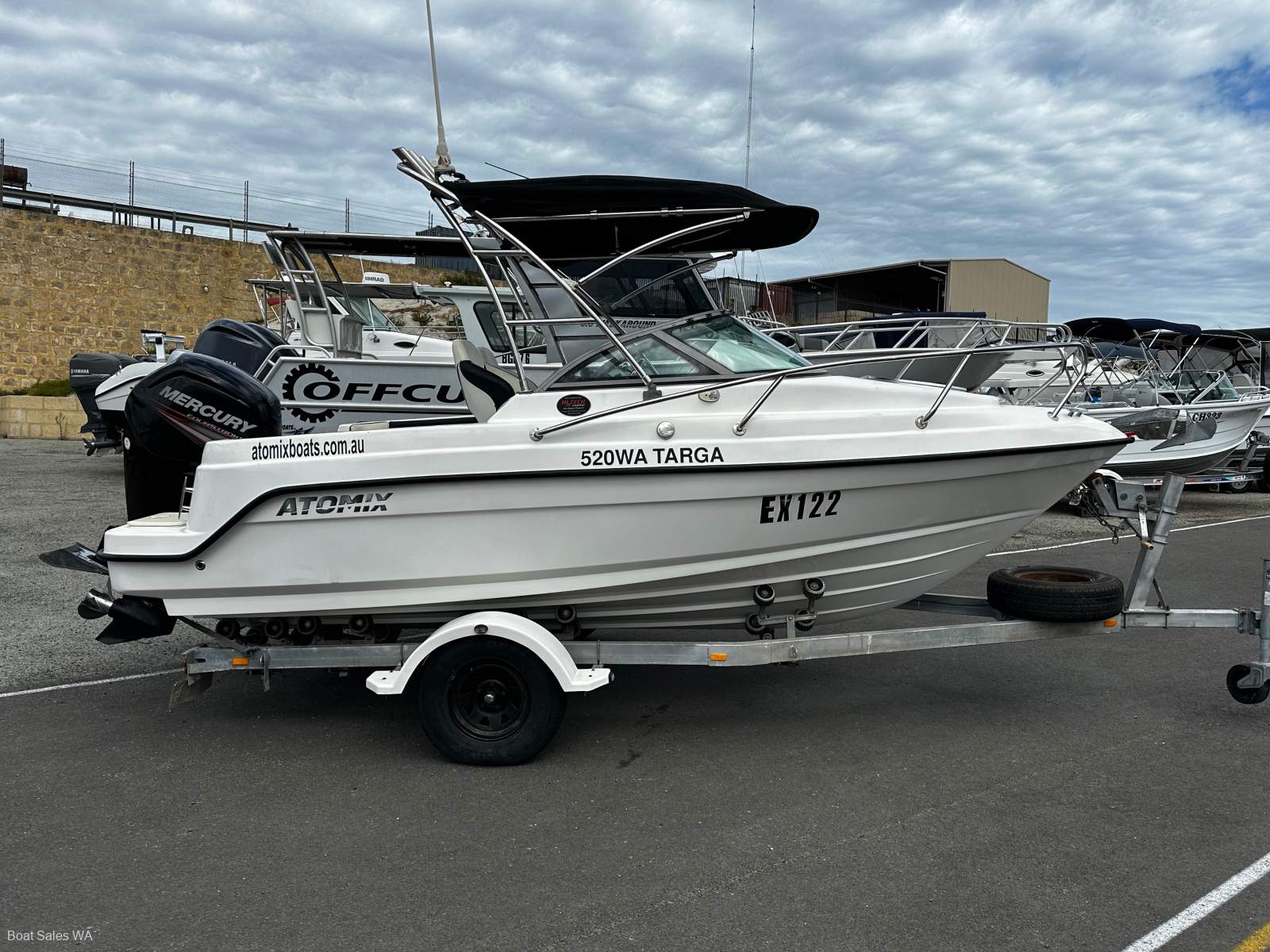 Atomix 520 Walkaround Targa 2014 MODEL NEAT CLEAN 151HRS OLD 90HP 4STR MERCURY