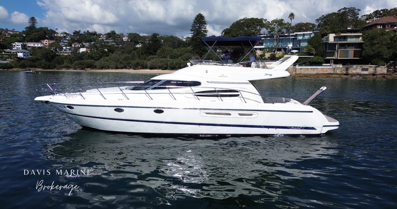 Cranchi Atlantique 48 Italian Luxury | LOW HOURS:2000 Cranchi Atlantique 48 For Sale