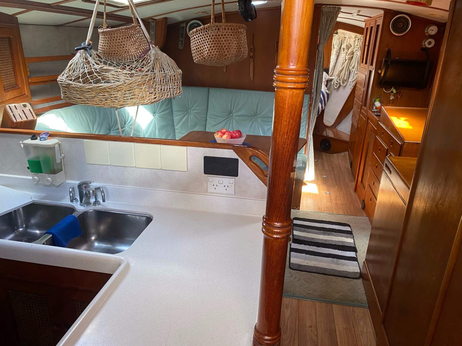 Adams Naut 40 - BLUEWATER READY!!!