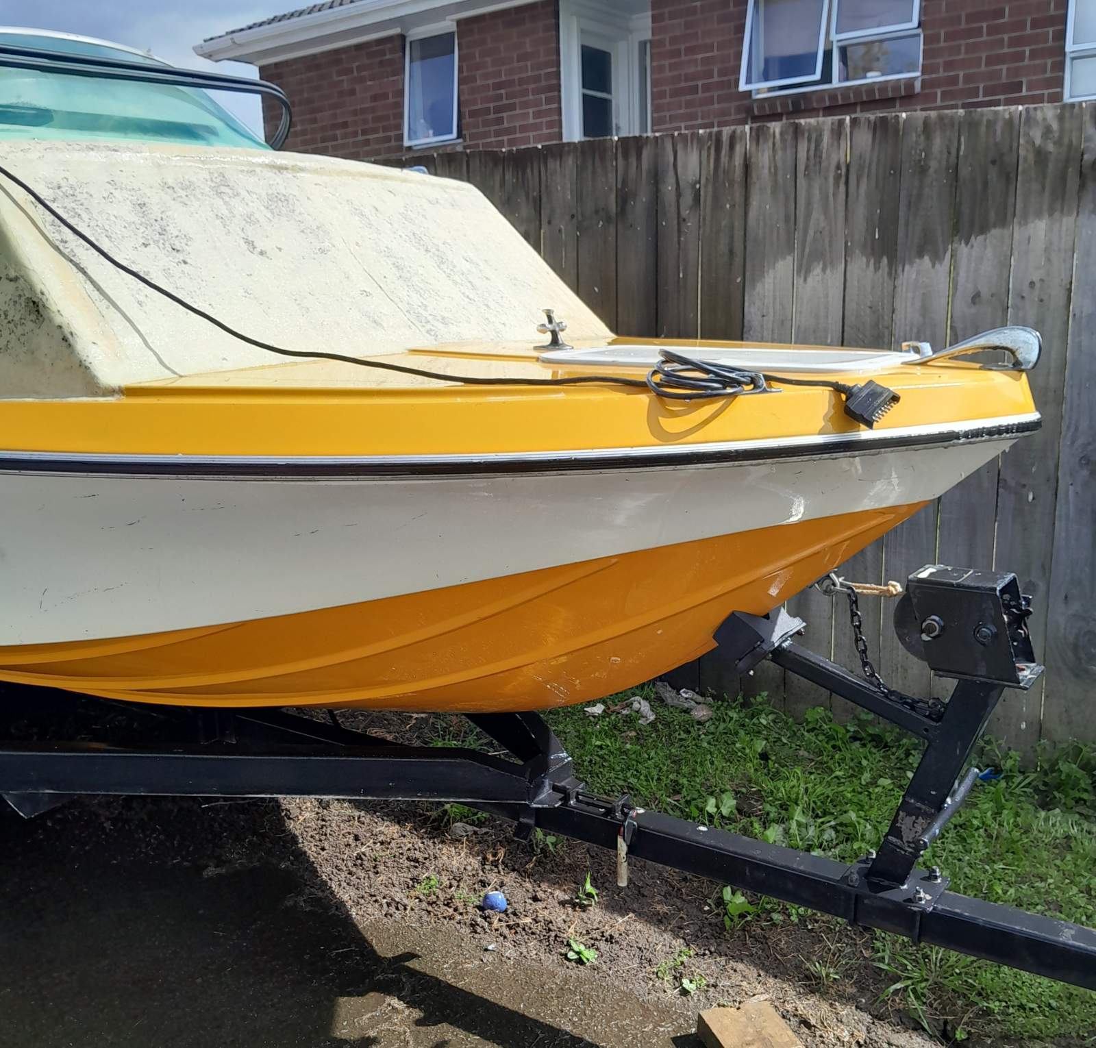 Great Working Boat with Tipper Trailer & lot more.