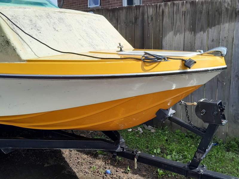 Great Working Boat with Tipper Trailer & lot more.