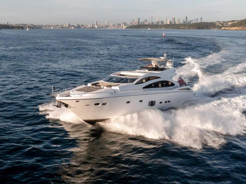 Sunseeker Predator 84