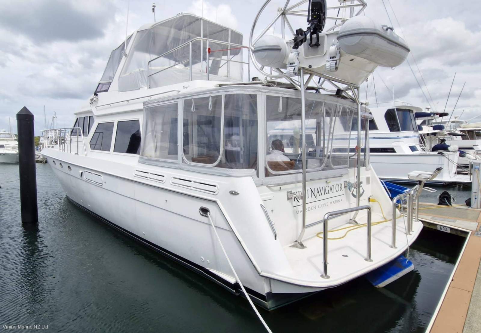 Navigator 53