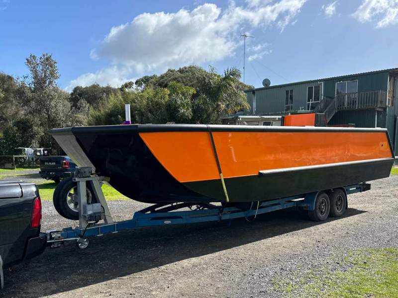 WORKBOAT 8.5m