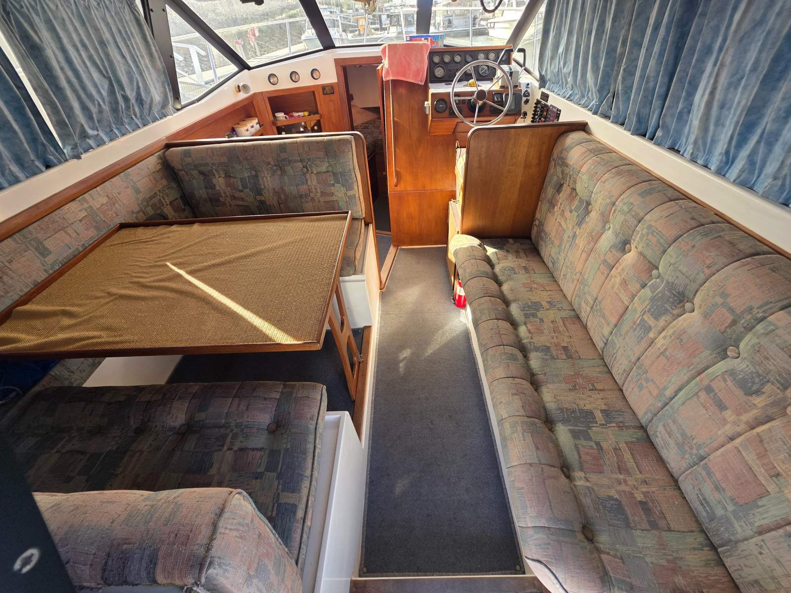 Markline 900 Flybridge
