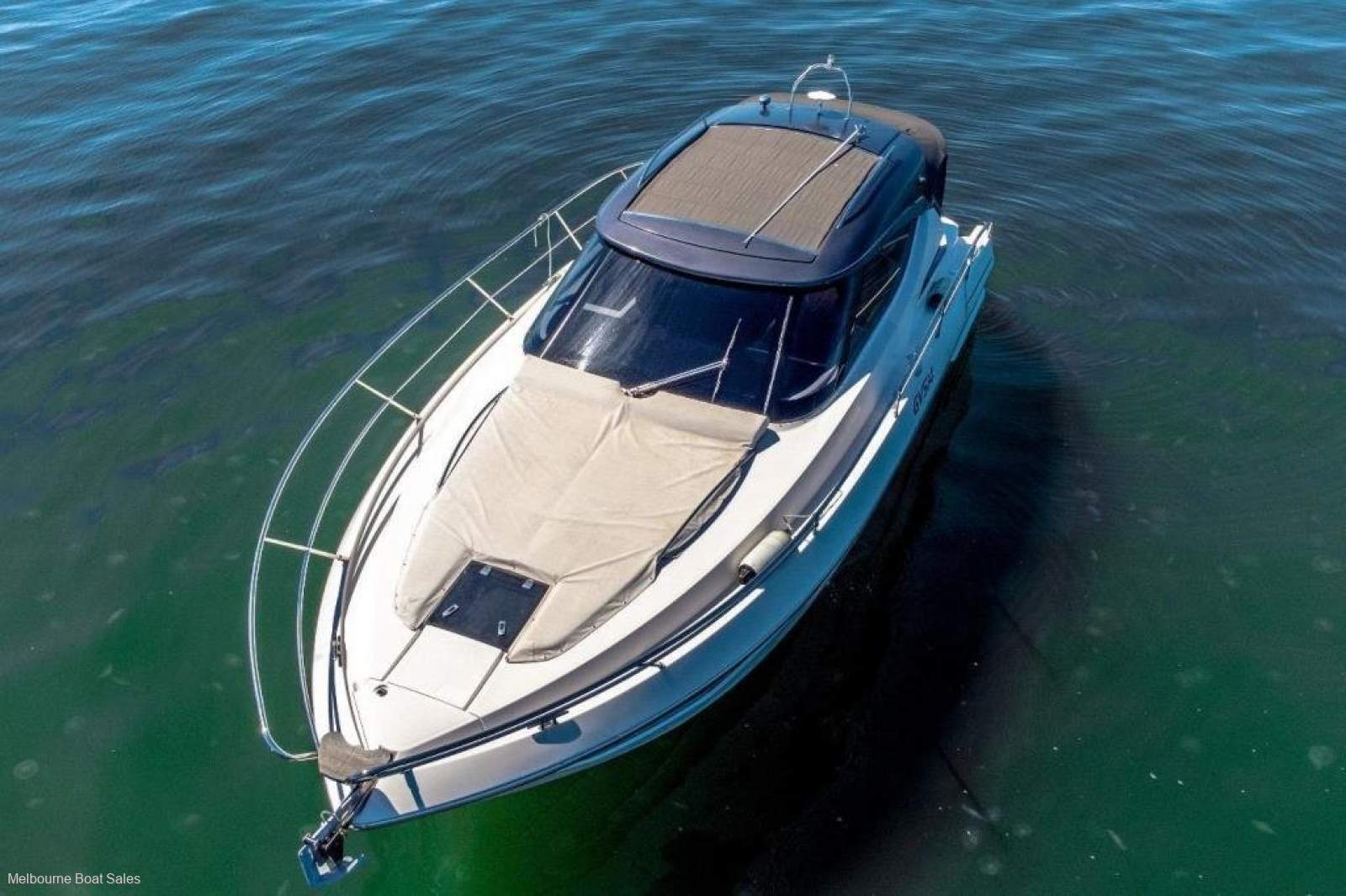 Focus Power 33 - 2 CABIN LAYOUT