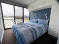 "RIVERSTAR" 5 Bedroom, Concept Houseboat in Survey