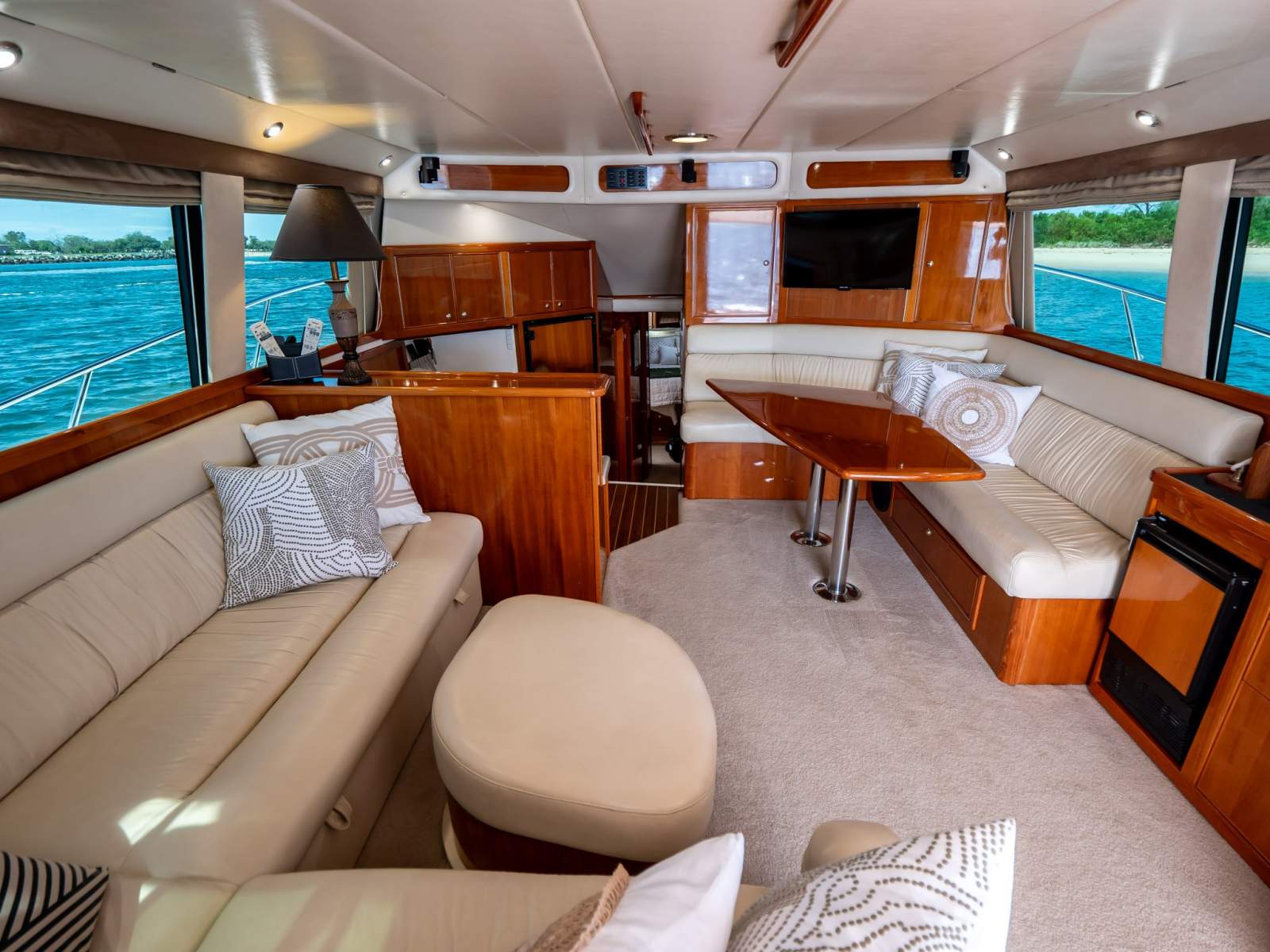 Riviera 47 Open Flybridge