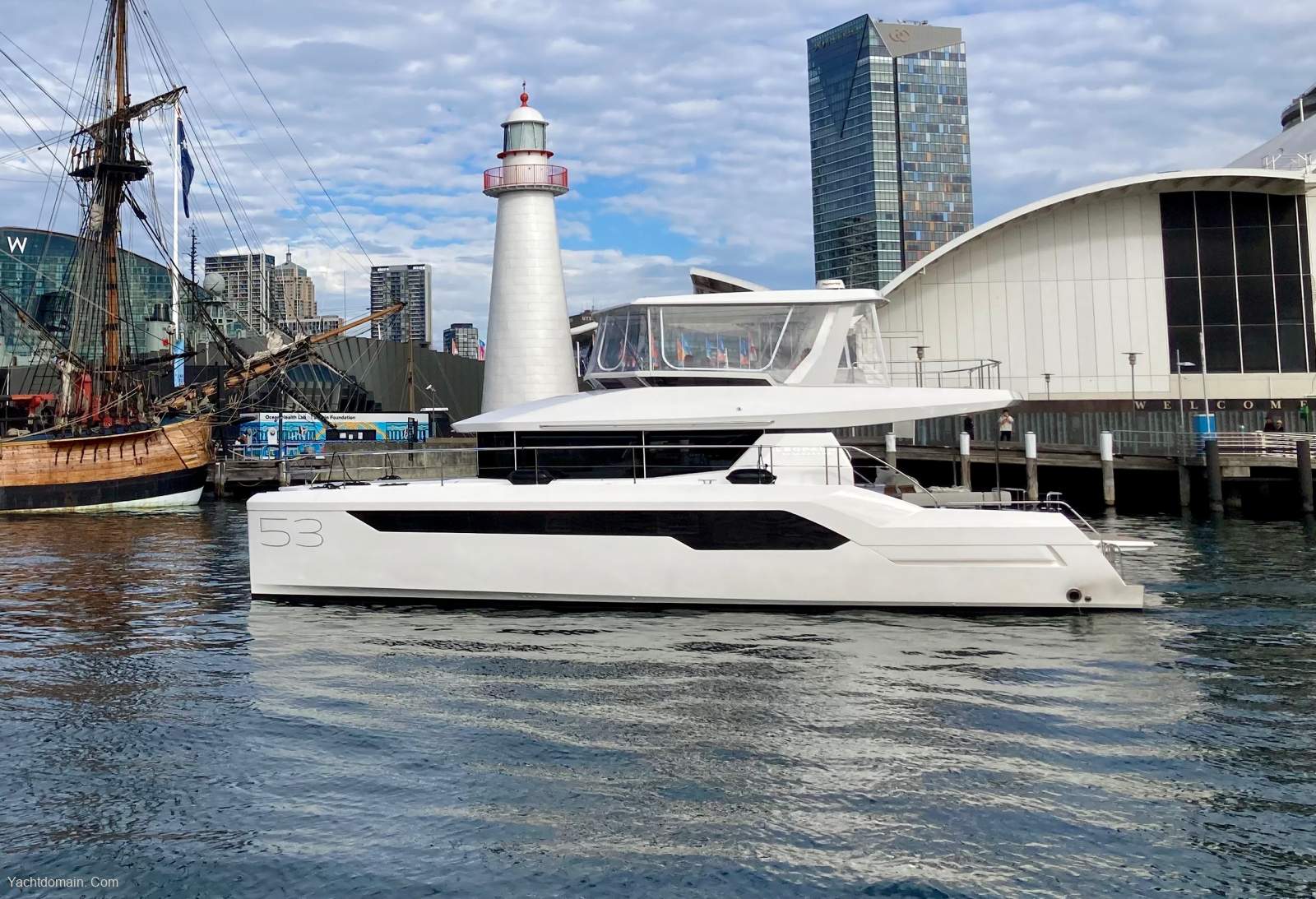 Leopard Catamarans 53 PC