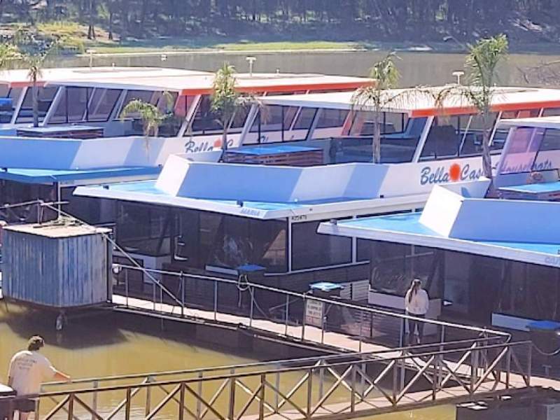 Bella Casa Houseboat Hire Business Echuca