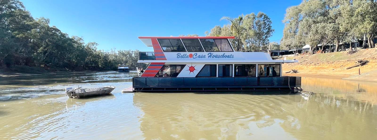 Bella Casa Houseboat Hire Business Echuca