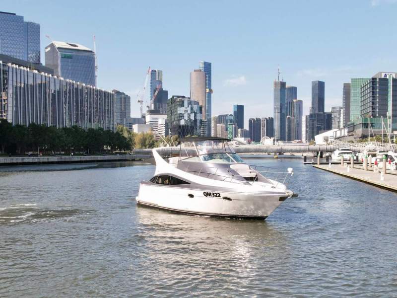 Carver 36 Mariner