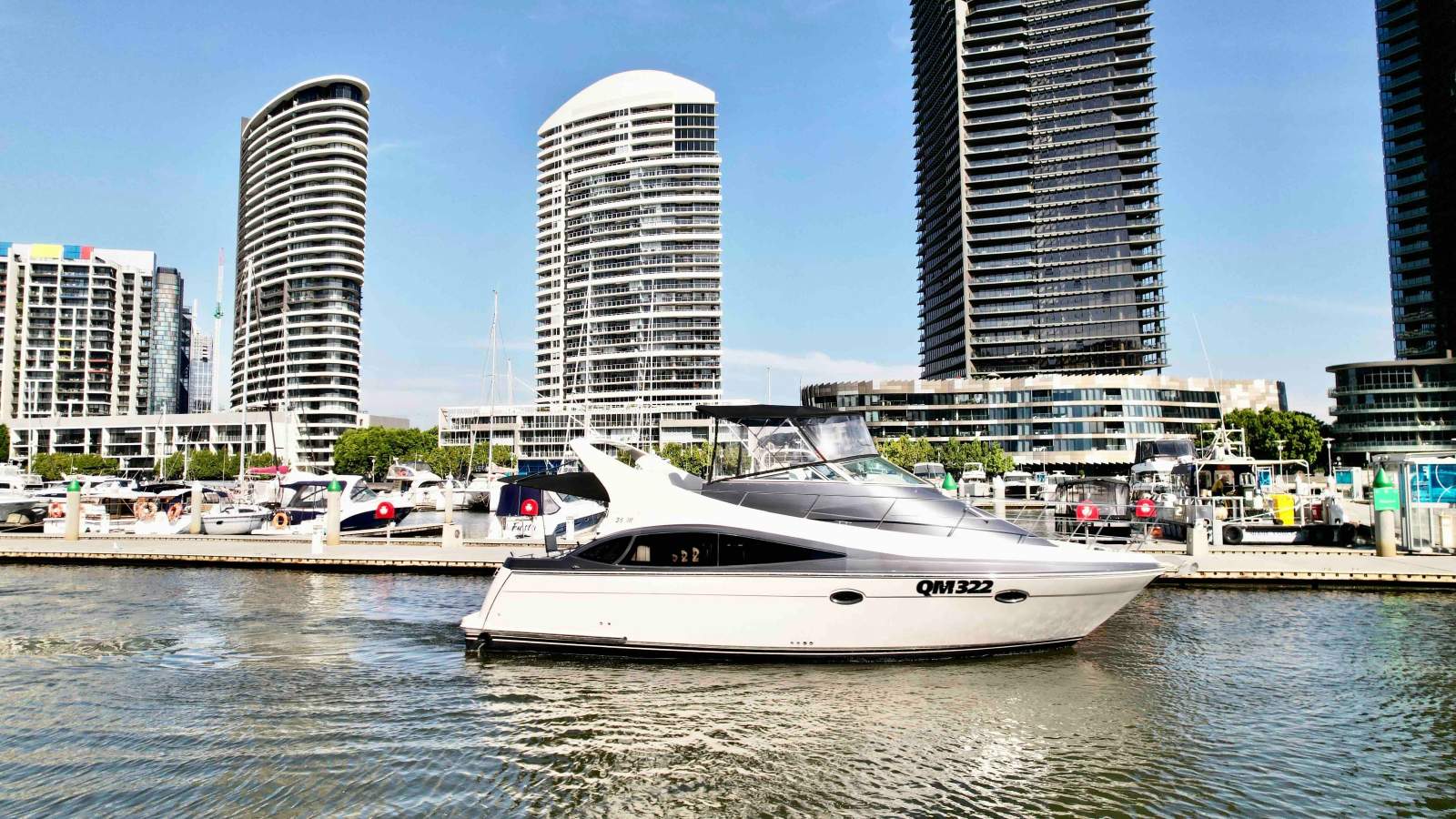 Carver 36 Mariner