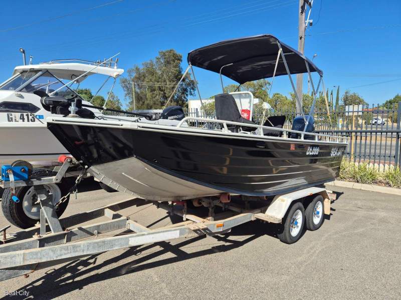 Sea Jay 490 Bara Master Centre Console