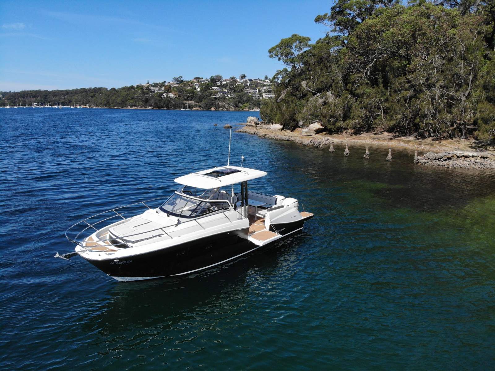 Jeanneau Cap Camarat 10.5WA Series 2