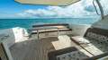 Riviera 5000 Sport Yacht