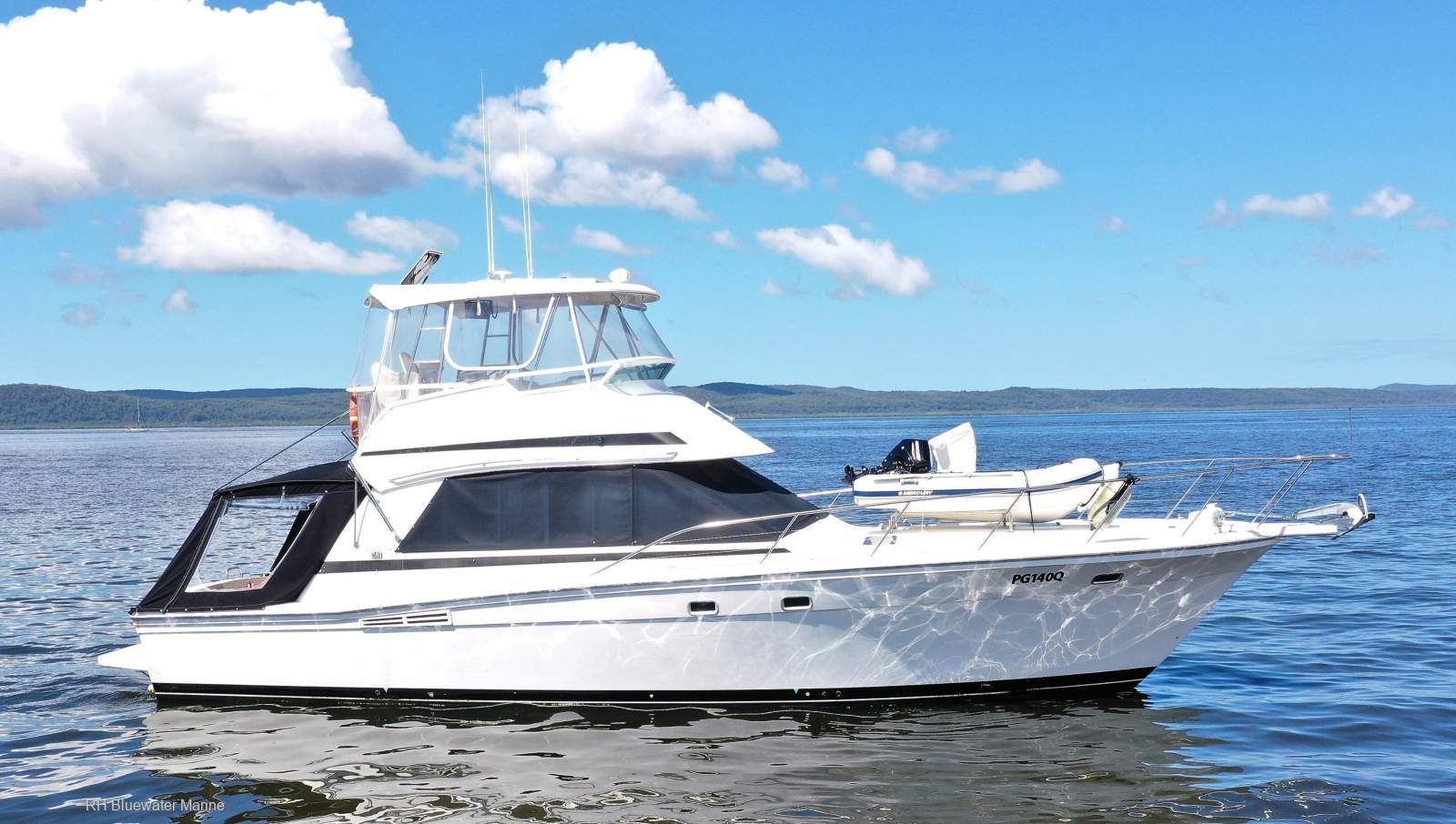 Riviera 42 Open Flybridge