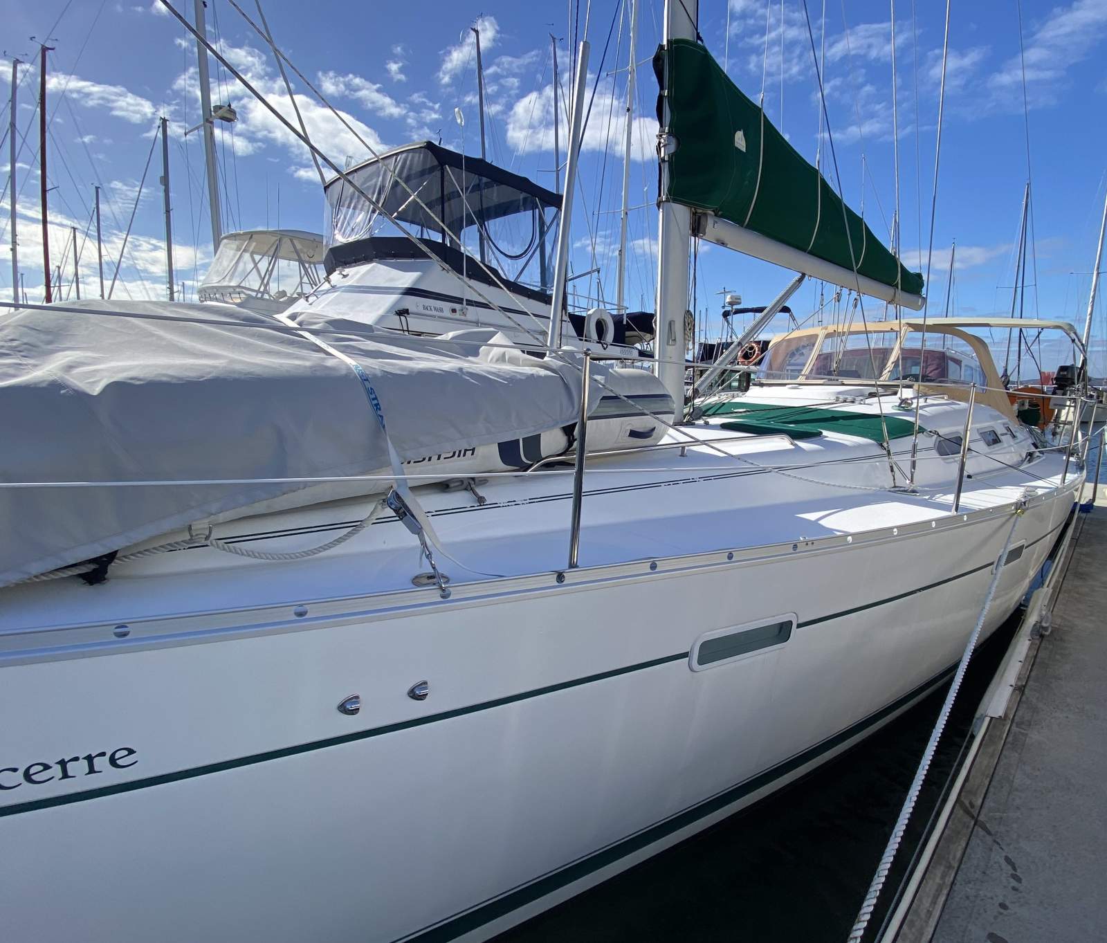 Beneteau 393 - Roomy 2 Cabin version "Sancerre"