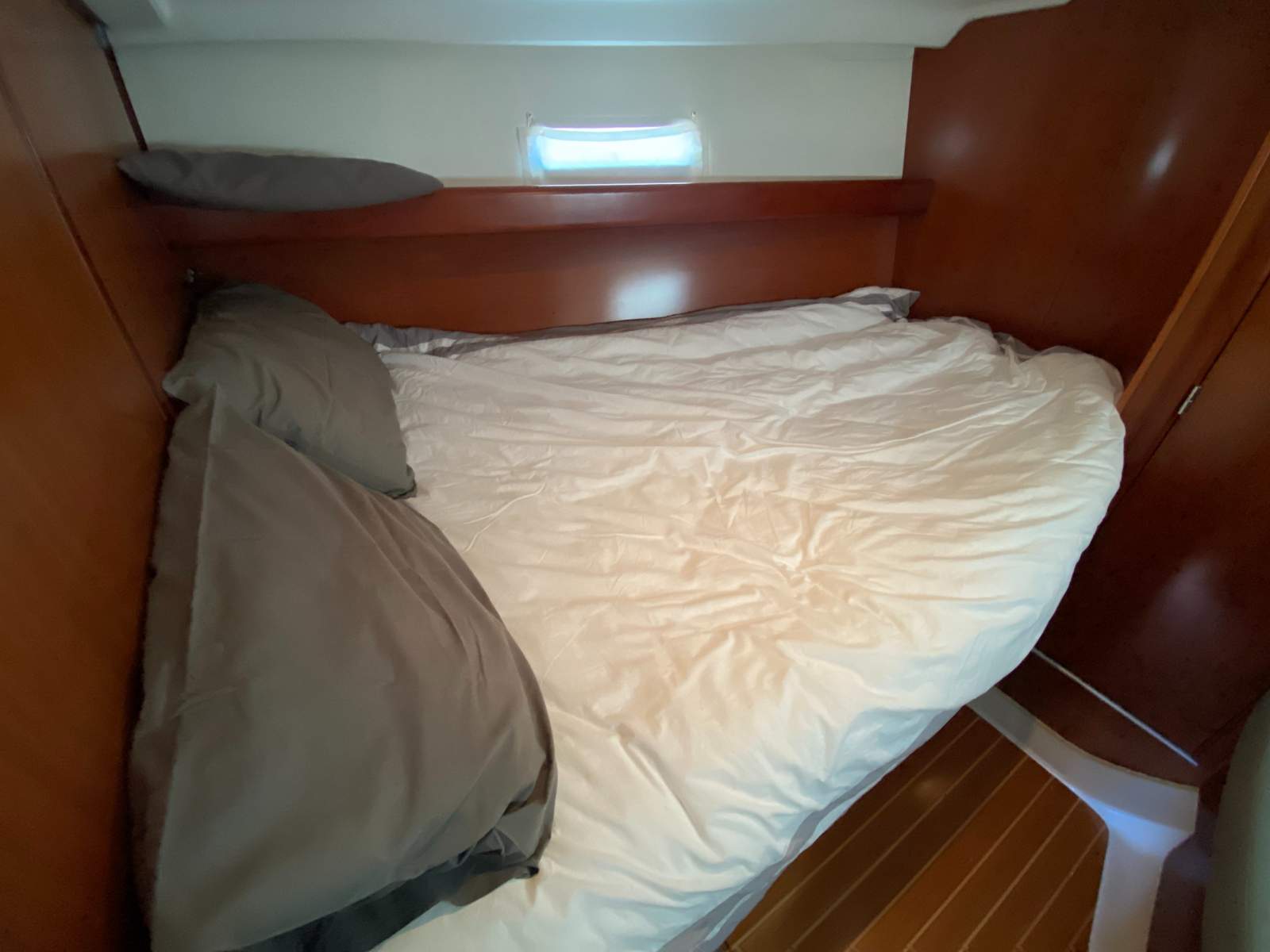 Beneteau 393 – Roomy 2 Cabin version Sancerre