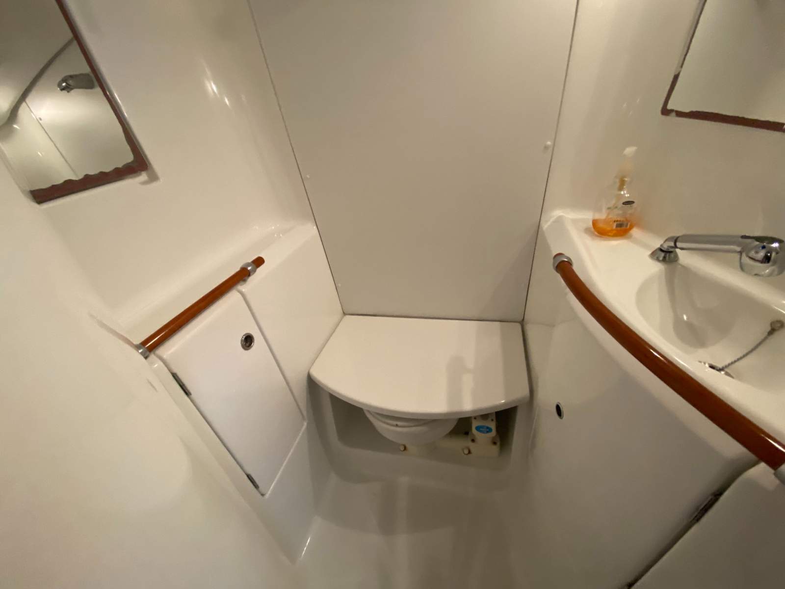 Beneteau 393 – Roomy 2 Cabin version Sancerre