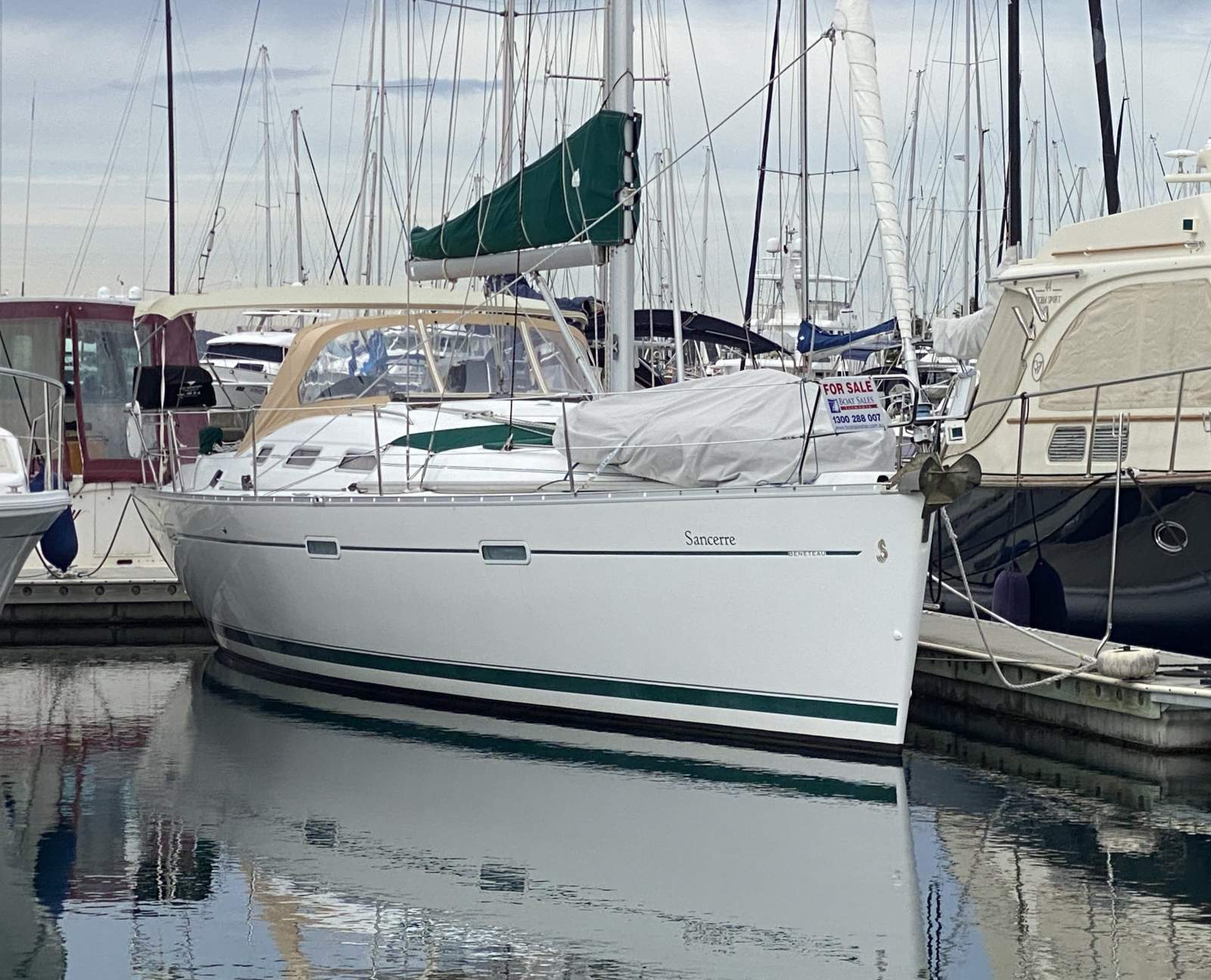 Beneteau 393 - Roomy 2 Cabin version "Sancerre"