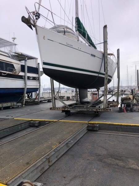 Beneteau 393 – Roomy 2 Cabin version Sancerre