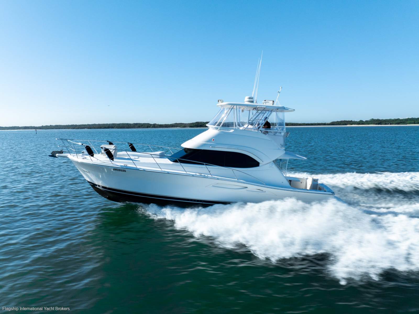 Riviera 42 Flybridge