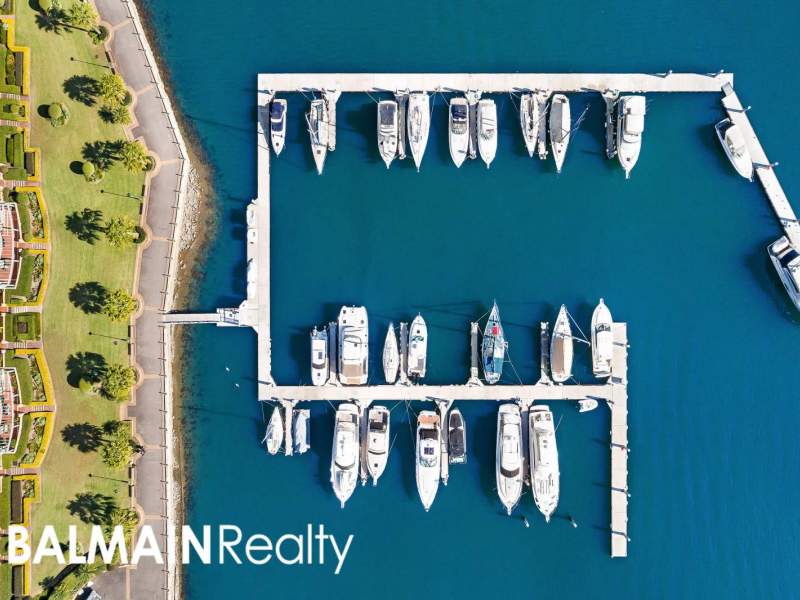 25 Metre Marina Berth For Lease