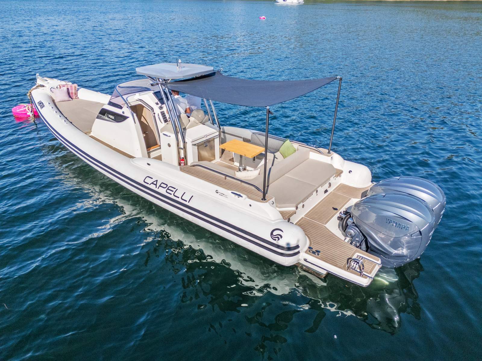 Capelli Tempest 38 Luxury