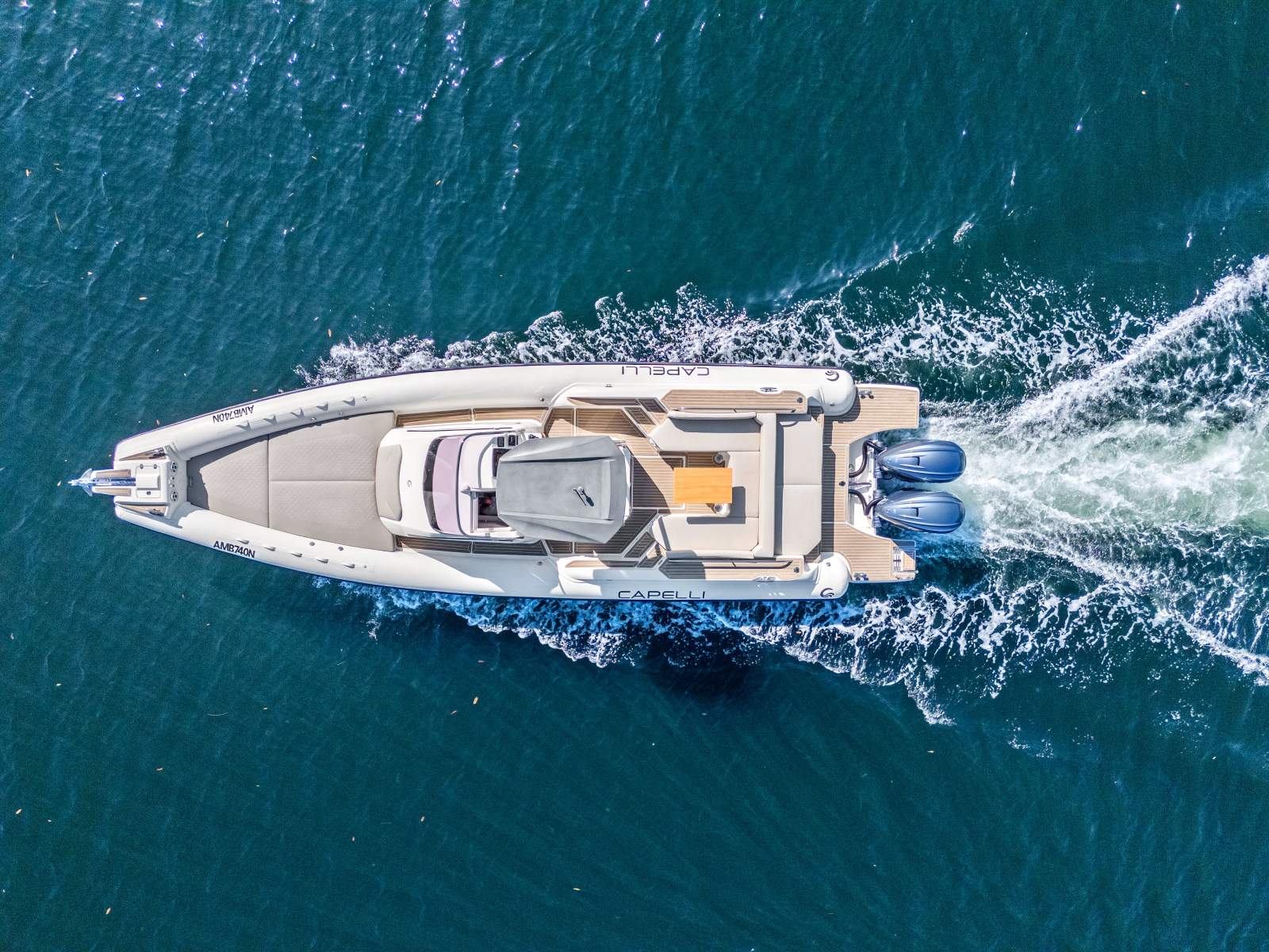 Capelli Tempest 38 Luxury