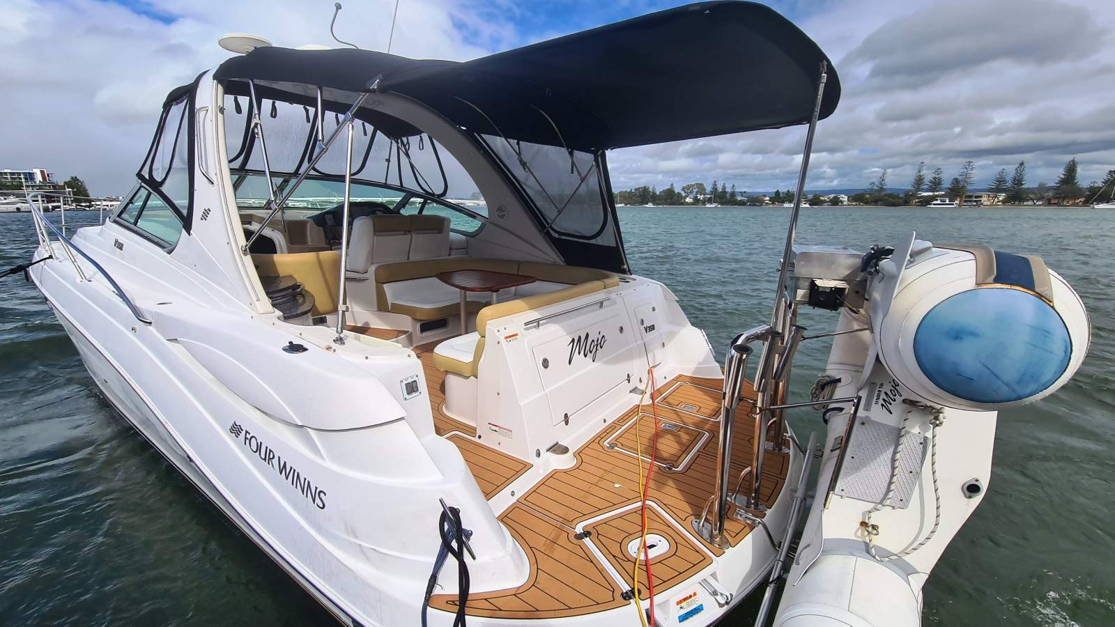 Four Winns Vista 358 For sale Gold Coast