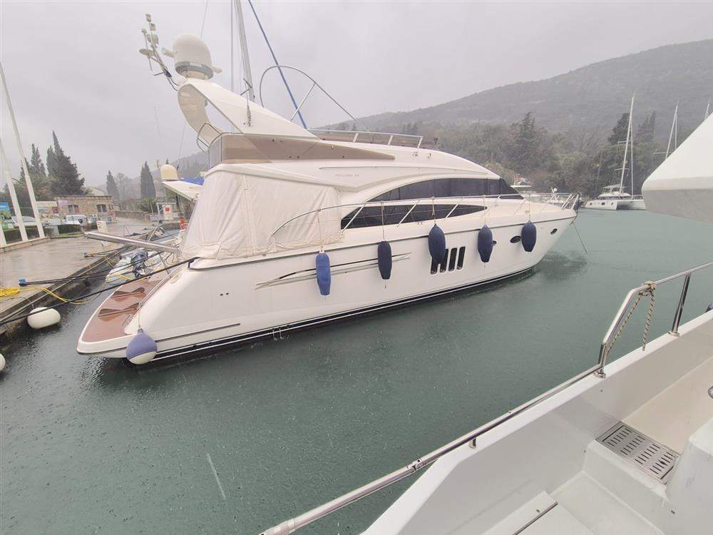 Princess 62