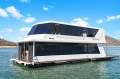 IMAGINE Houseboat Holiday Home on Lake Eildon:Imagine on Lake Eildon