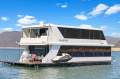 IMAGINE Houseboat Holiday Home on Lake Eildon:Imagine on Lake Eildon