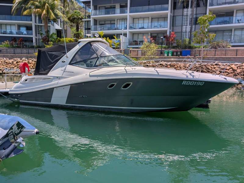Sea Ray 330 Sundancer