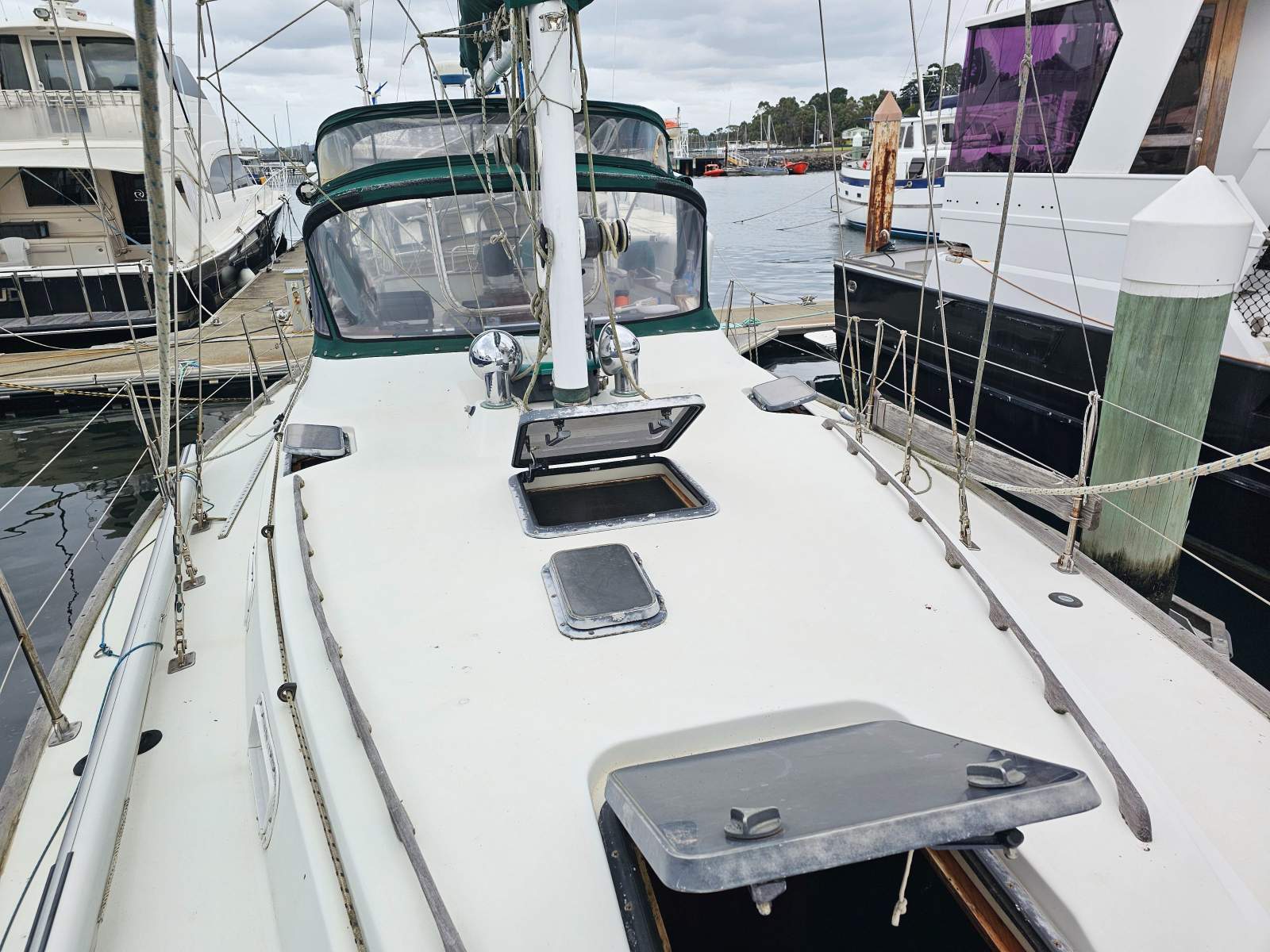C&C Yachts Landfall 39