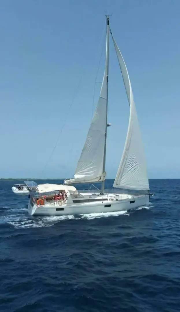Beneteau Oceanis 48 image