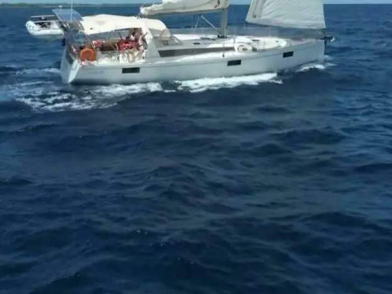 Beneteau Oceanis 48