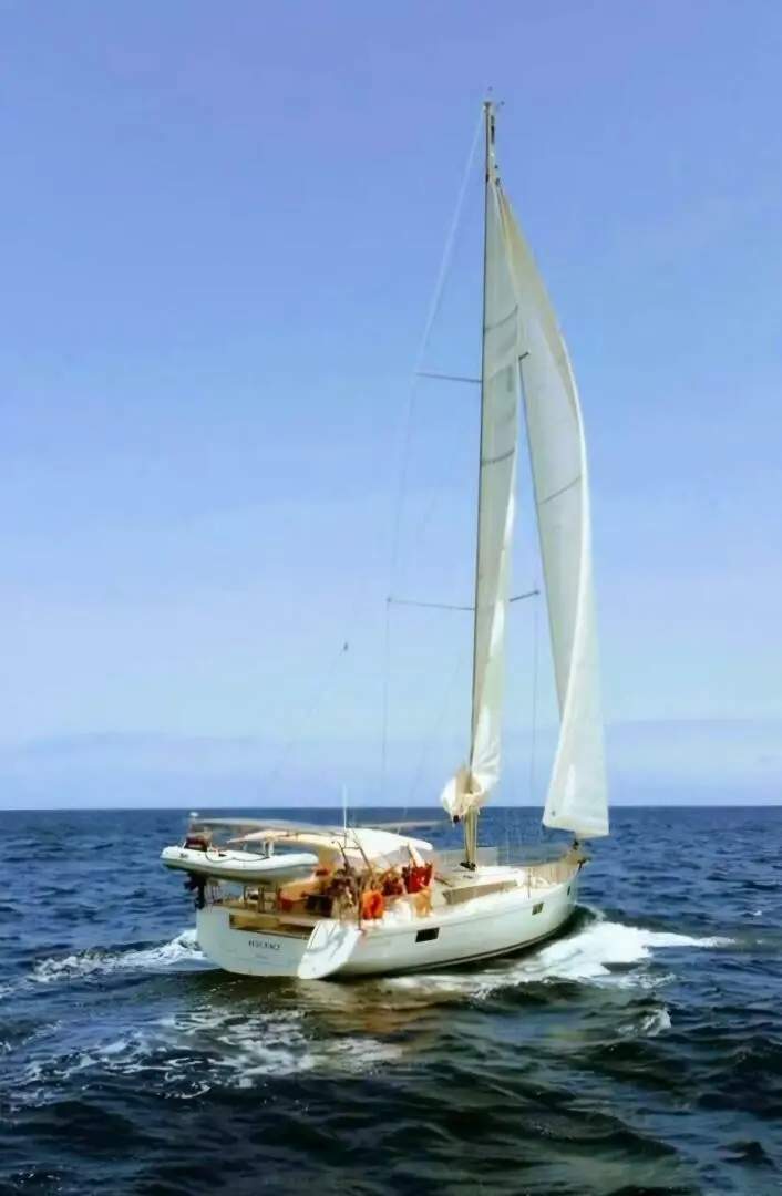 Beneteau Oceanis 48