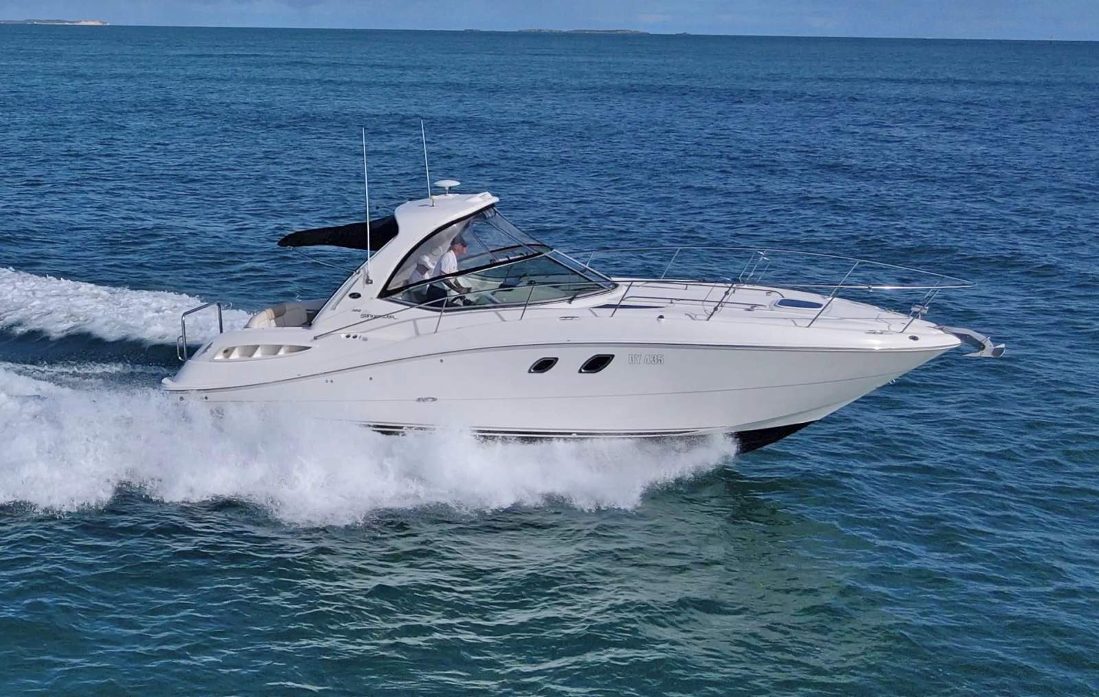 Sea Ray 355 Sundancer - Joystick controls - a rare find!