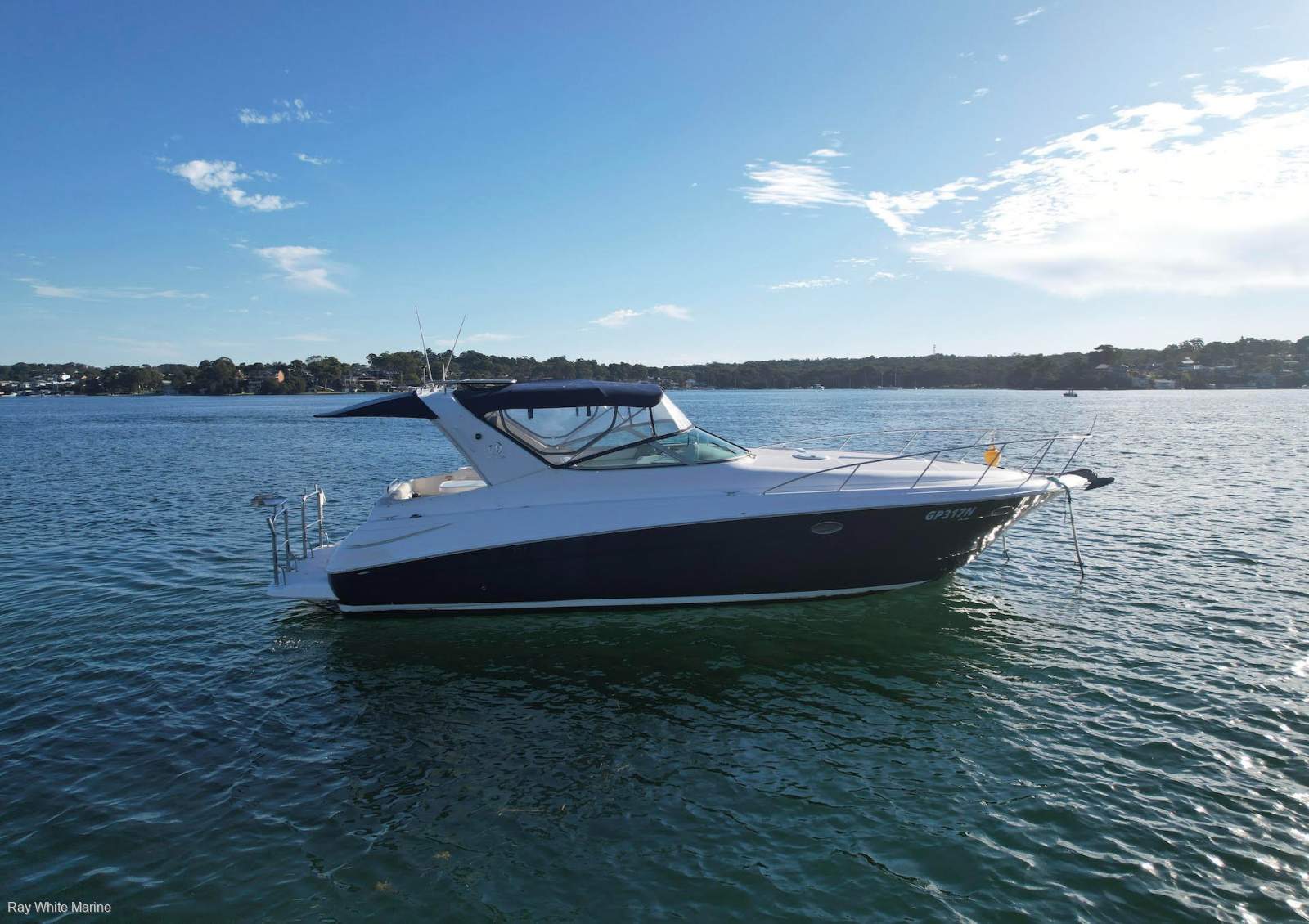 Riviera M370 Sports Cruiser