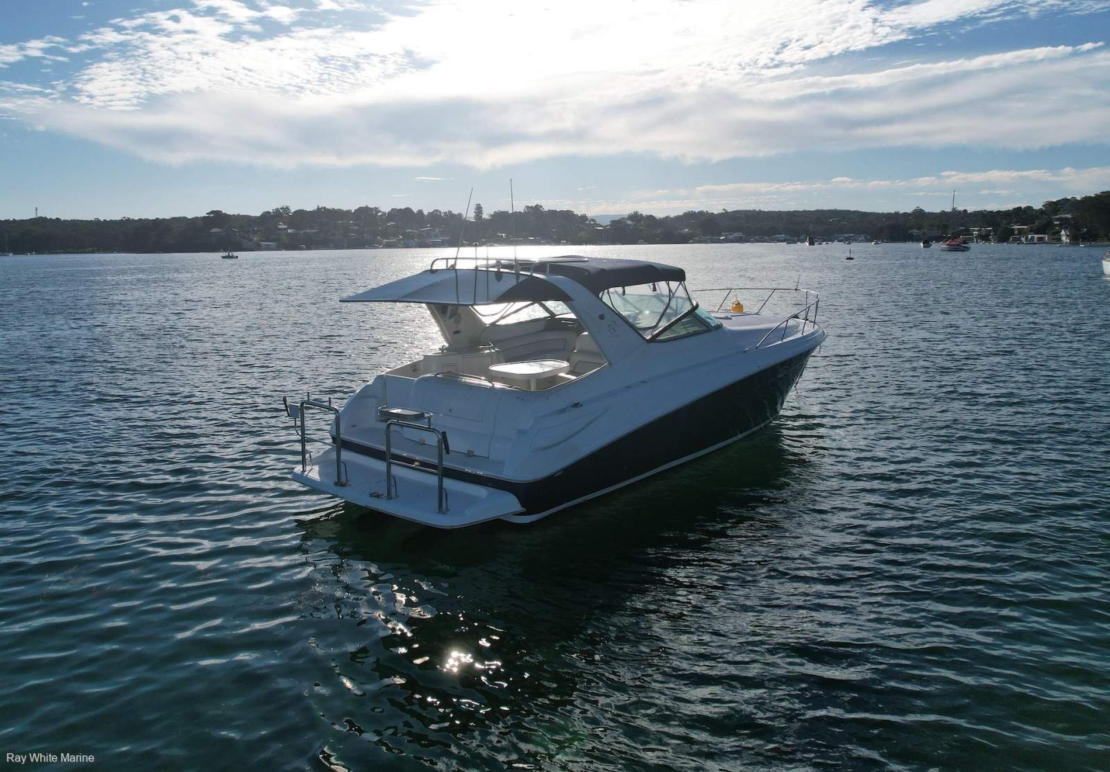 Riviera M370 Sports Cruiser