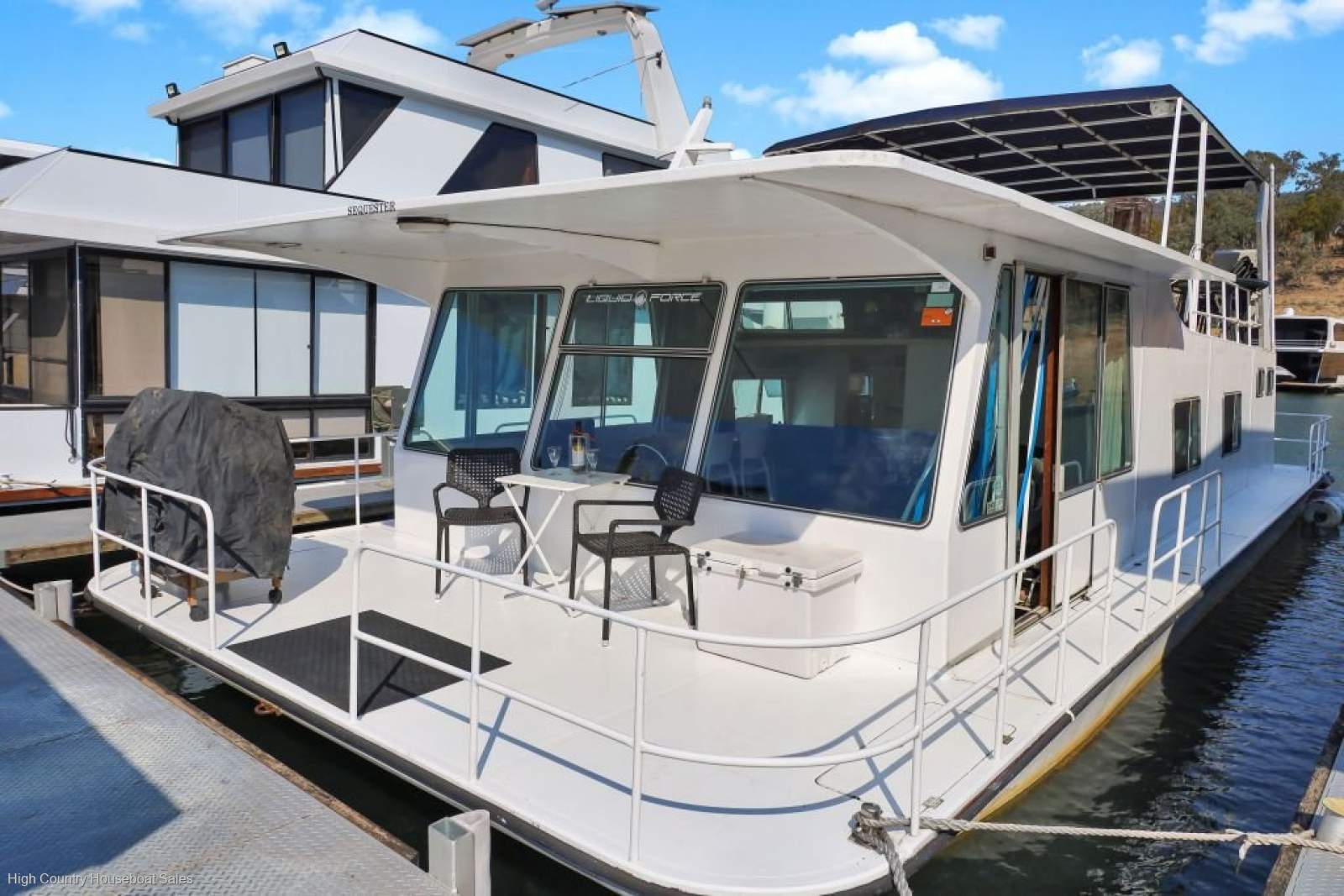 Ramsay 50 Homecruiser Sequester Ramsay Holiday Home on Lake Eildon:Sequester Ramsay Cruiser on Lake Eildon