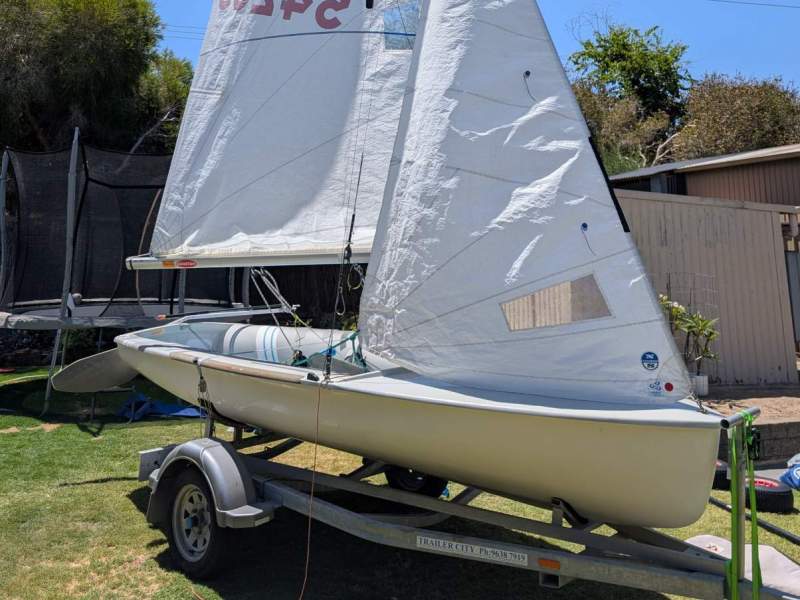 420 Sailing Dinghy
