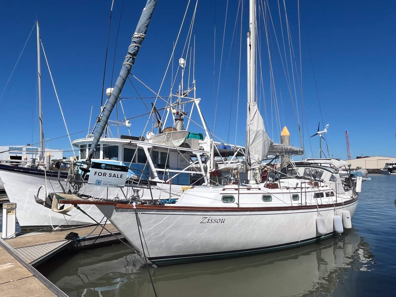 Cape Dory 40