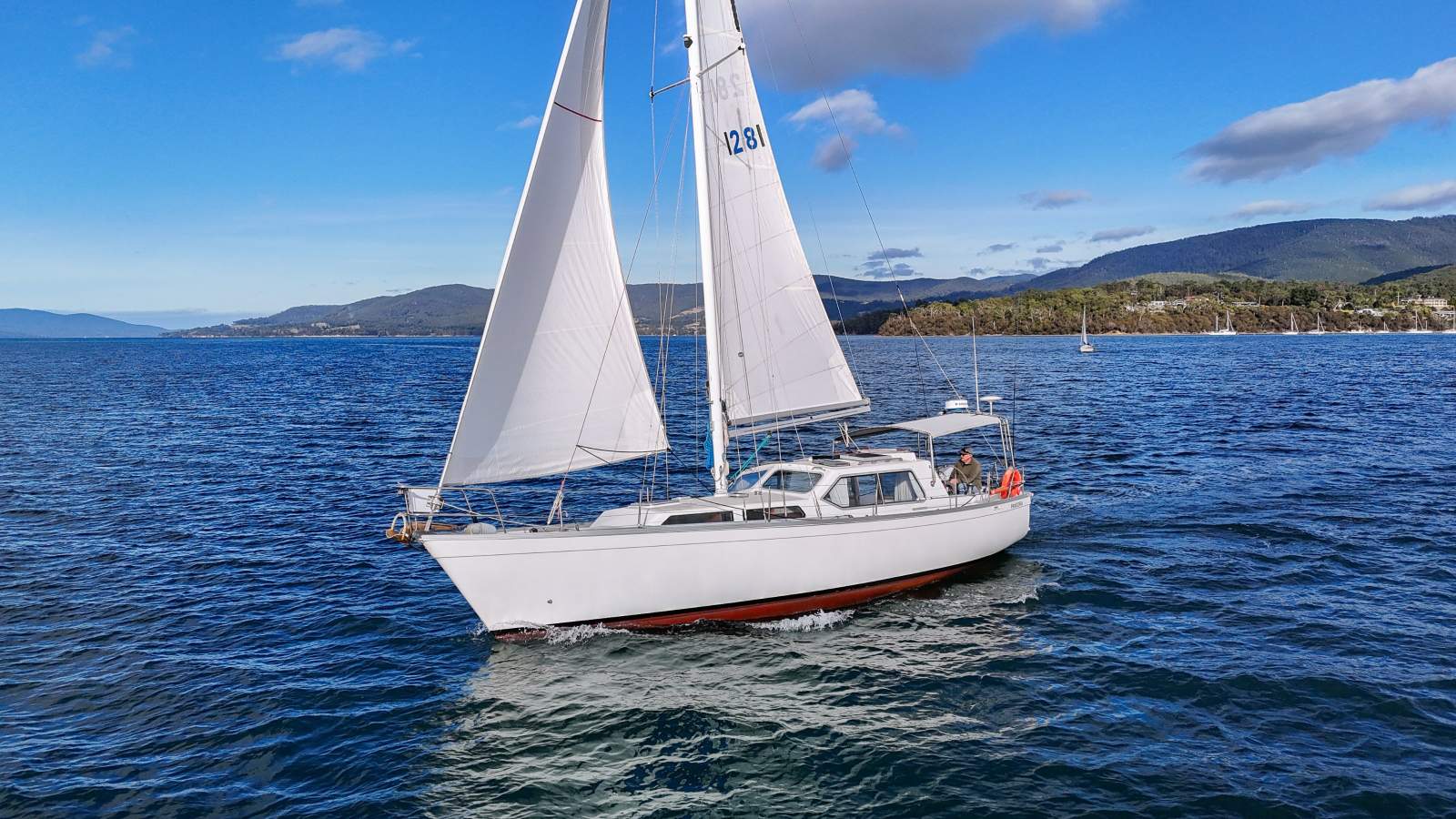 Zeston 36 EXCELLENT CONDITION WITH MANY UPGRADES